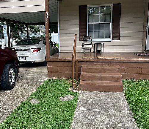 Carport (frontt)