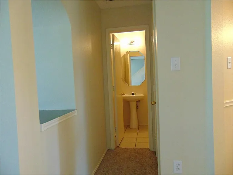 9812 Coolidge Dr — Photo 7