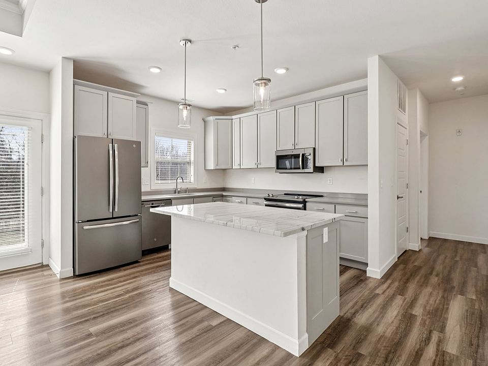 1st image of 15936 Buena Vista St #15936