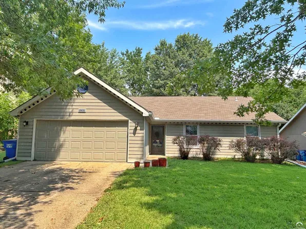 1708 E 25th Ter, Lawrence, KS 66046