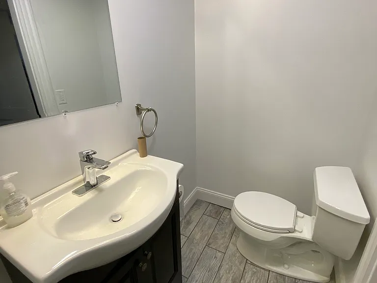 200 Commonwealth Ave #2 — Photo 20