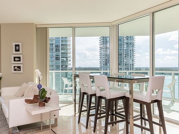 4th image of 150 Sunny Isles Blvd Unit 1205