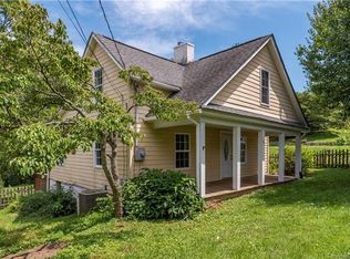 599 Mulberry St, Clyde, NC 28721