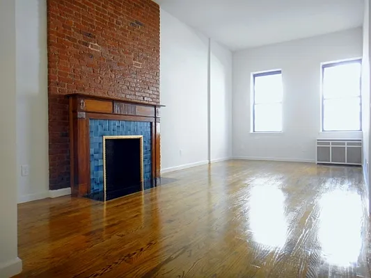 Rented by Balass Ralph, LREB | media 31