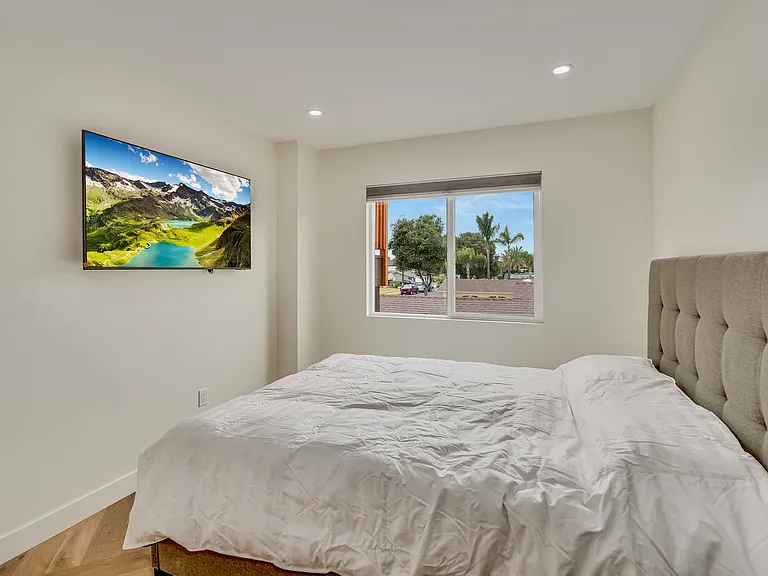 5050 Gardena Ave #5048 — Photo 11