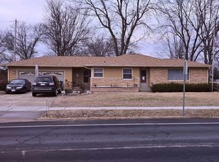 665 E Inman Pkwy, Beloit, WI 53511