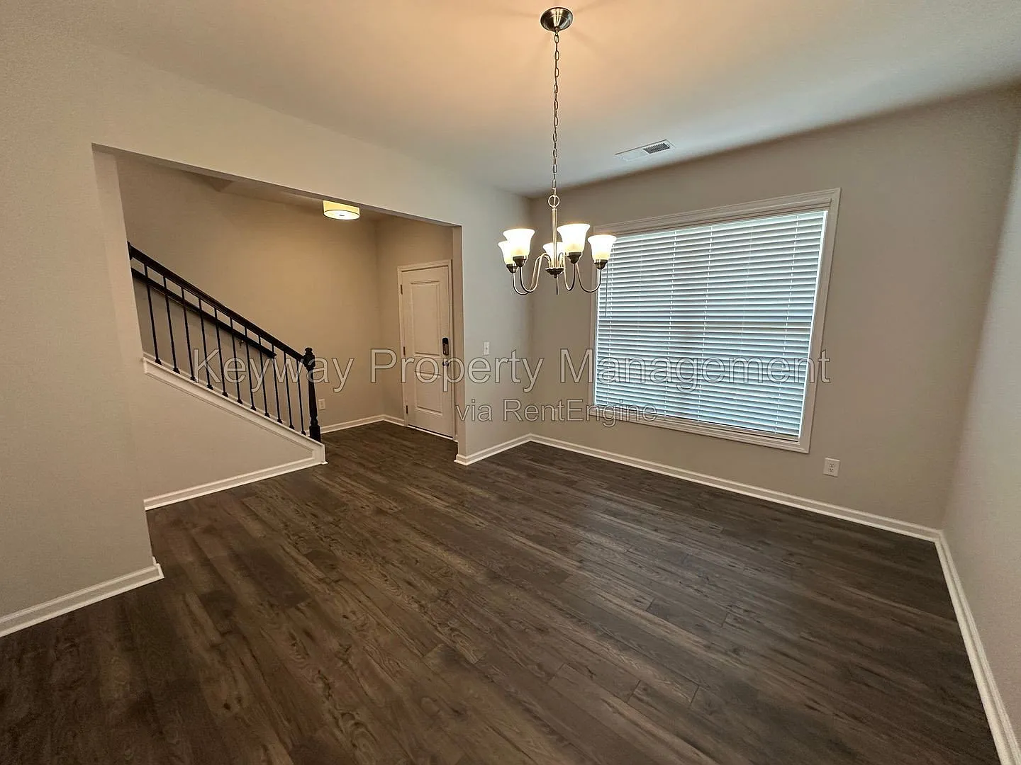 4 bed, 3.0 bath, 2596 sqft, $2,535 — Photo 3