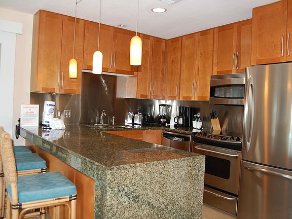 4th image of 2228 Beach Dr