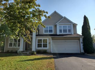 1817 Nashville Ln, Crystal Lake, IL 60014
