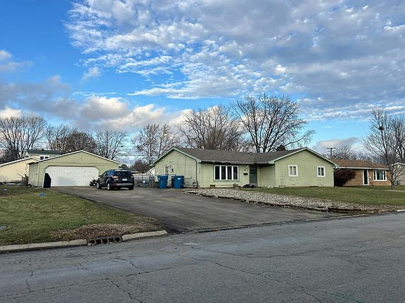 3rd image of 66 Hanson Dr