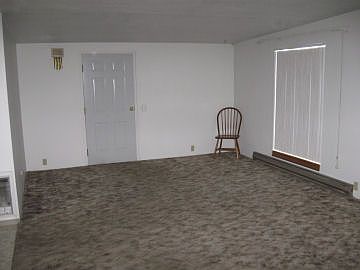 3rd image of 104 NE Cole St