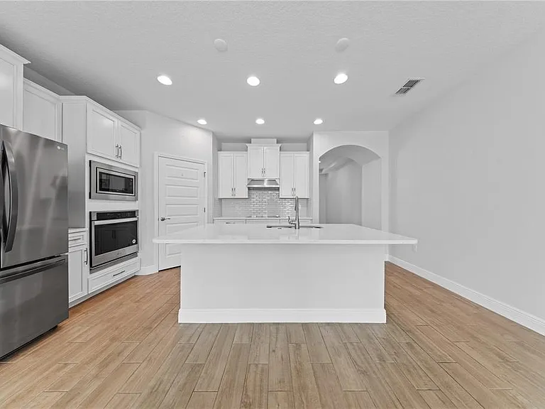 15537 Mango Isle St — Photo 39