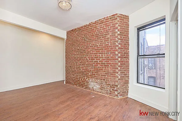 Rented by Keller Williams NYC | media 27