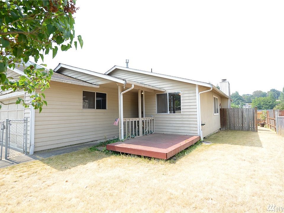 1st image of 2970 39th Ave NE
