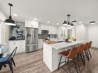 5464 201a St #201, Langley, BC