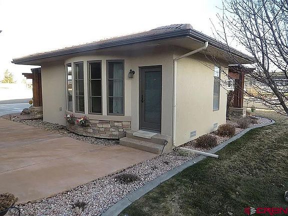 5th image of 3000 Belle Haven Way