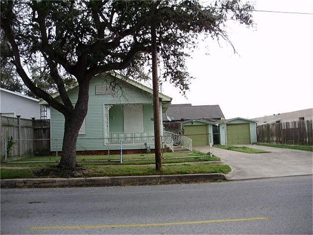 1st image of 1320 37th St
