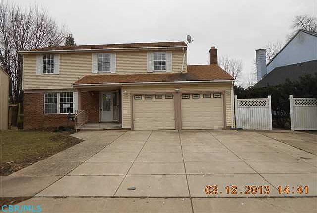 1st image of 2712 Clubhouse Dr