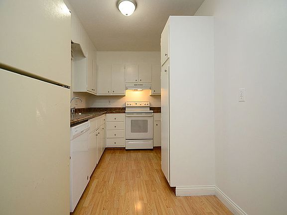 4th image of 3010 Coffey Ave