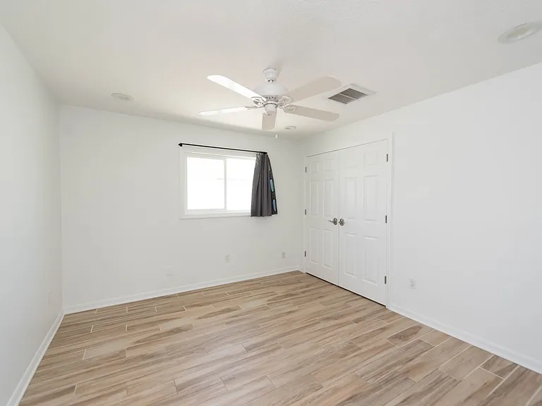 444 Finch Dr — Photo 58
