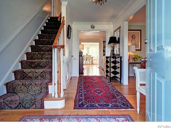 3rd image of 9000 Chapaqua Ct