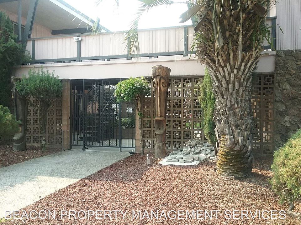 1st image of 508 E Elm St APT 11