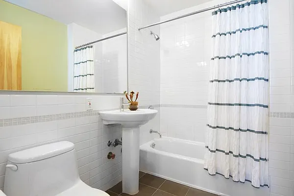 Sold by Brooklyn Bridge | media 6