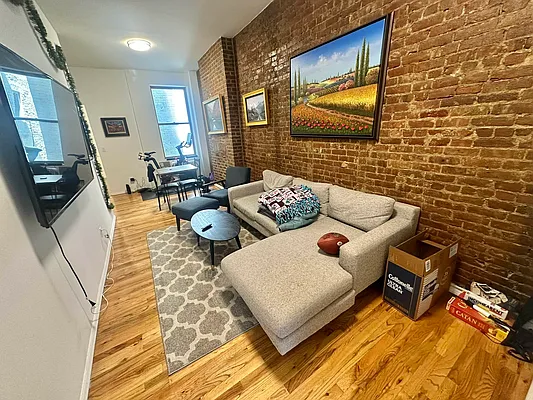 Rented by J PRESTON AND ASSOCIATES INC | media 1