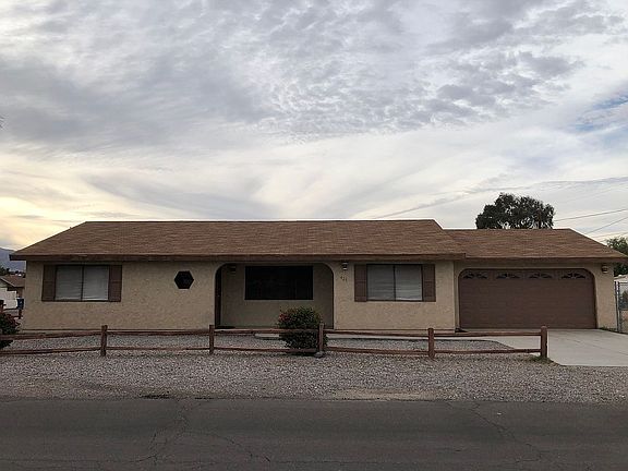3rd image of 425 Fox Dr