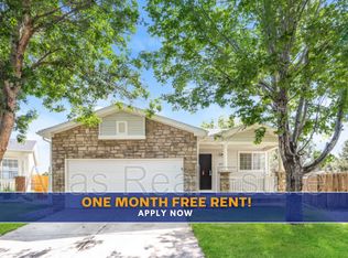 19558 E 18th Ave, Aurora, CO 80011