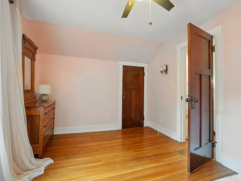 3000 Hillside Ave — Photo 41