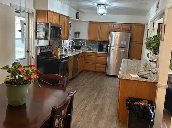 13568 Webb Chapel Rd, Farmers Branch, TX 75234