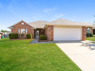 916 Patco Spur Ave, Yukon, OK 73099