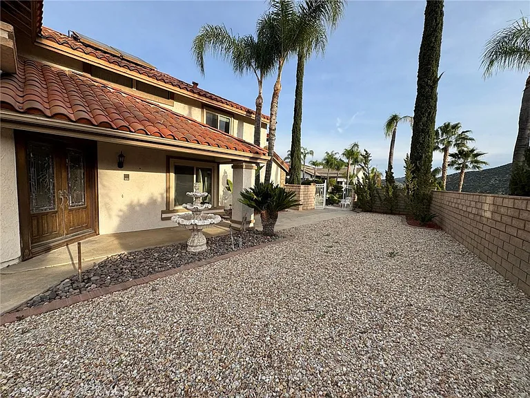 30431 Sparkle Dr — Photo 4