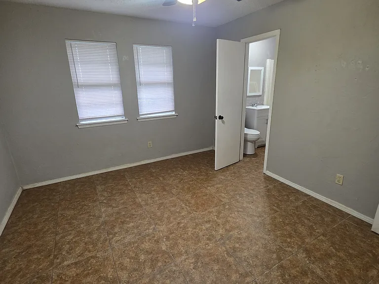 3112 Birch Ln — Photo 5