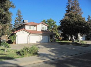 1638 S Exeter Ct, Visalia, CA 93292