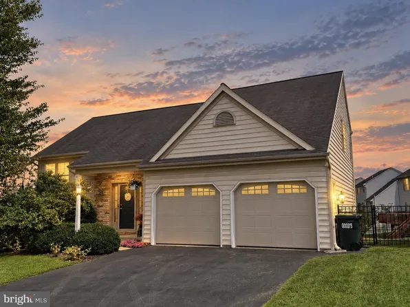 6 Misty Ln, Ephrata, PA 17522
