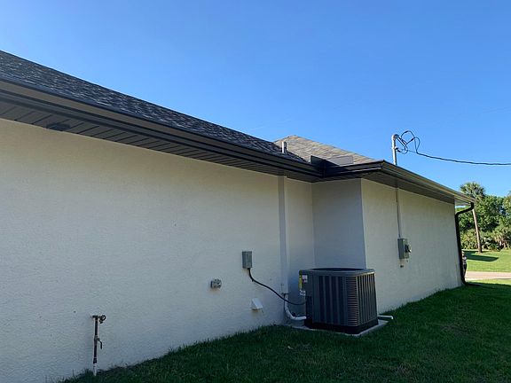 4th image of 836 Porter St E