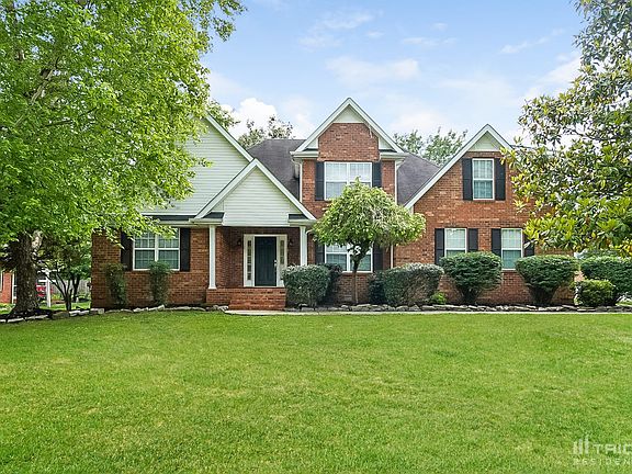 2nd image of 1922 Turfland Dr