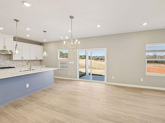 7th image of this home