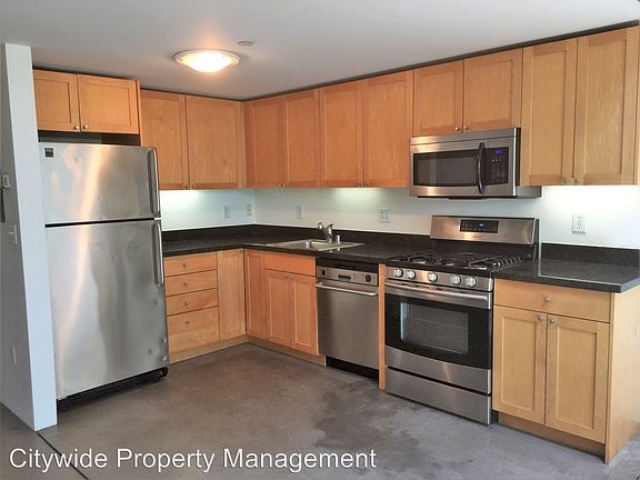3rd image of 690 Pennsylvania Ave APT 217