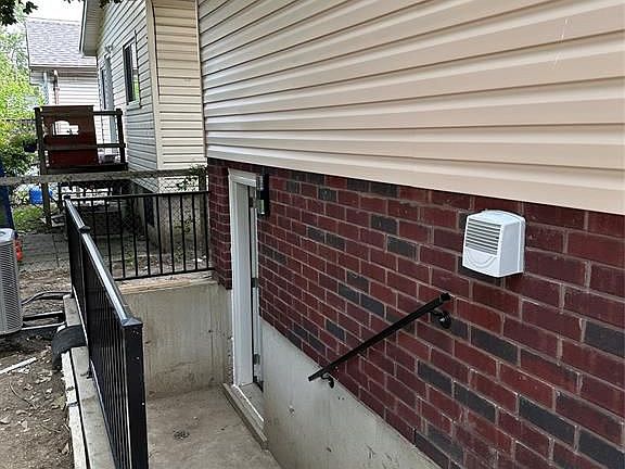 2nd image of 757 Randolph Ave