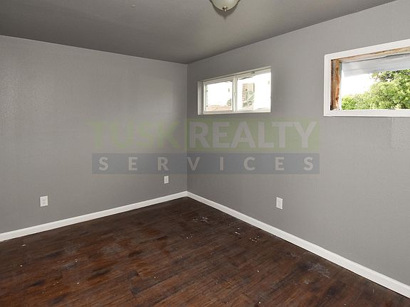 4th image of 3610 Burkett St APT 5