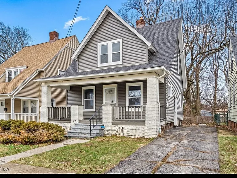 3639 Randolph Rd — Photo 1