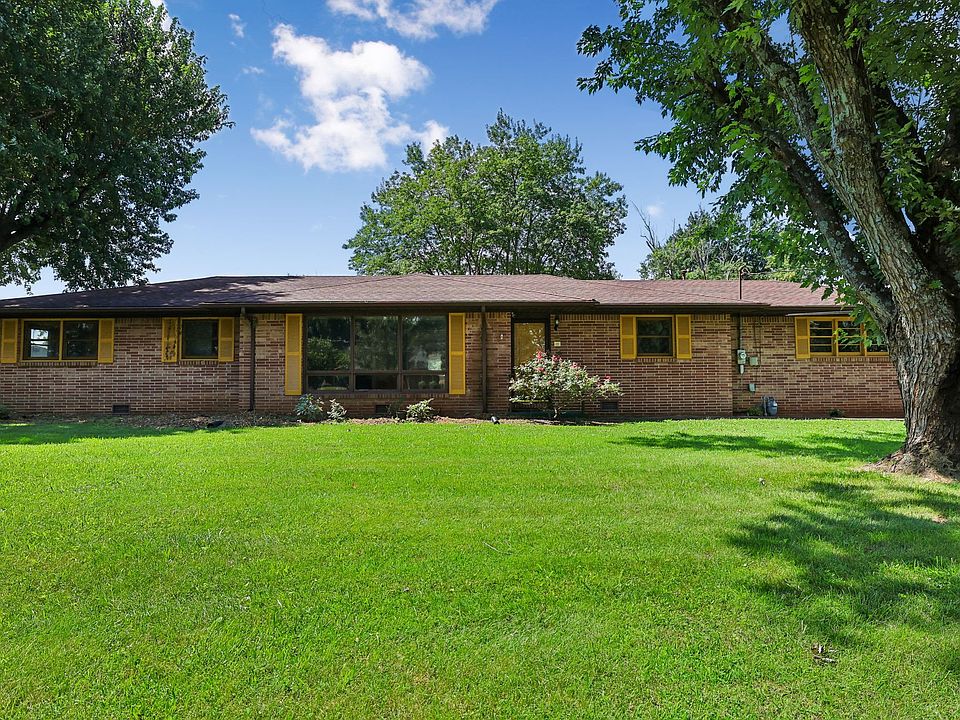 1st image of 203 Kelly Dr