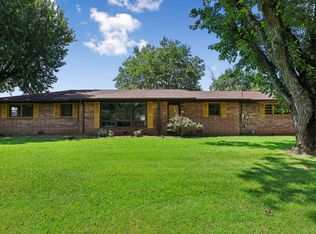 203 Kelly Dr, Decherd, TN 37324