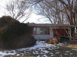 6007 Fox Lake Rd, McHenry, IL 60051