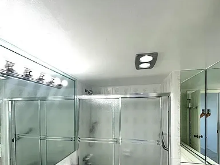 4675 W 18th Ct #801 — Photo 12