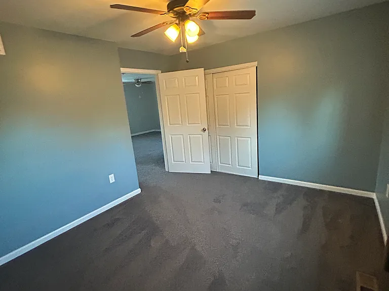 29000 W Nine Mile Rd — Photo 4