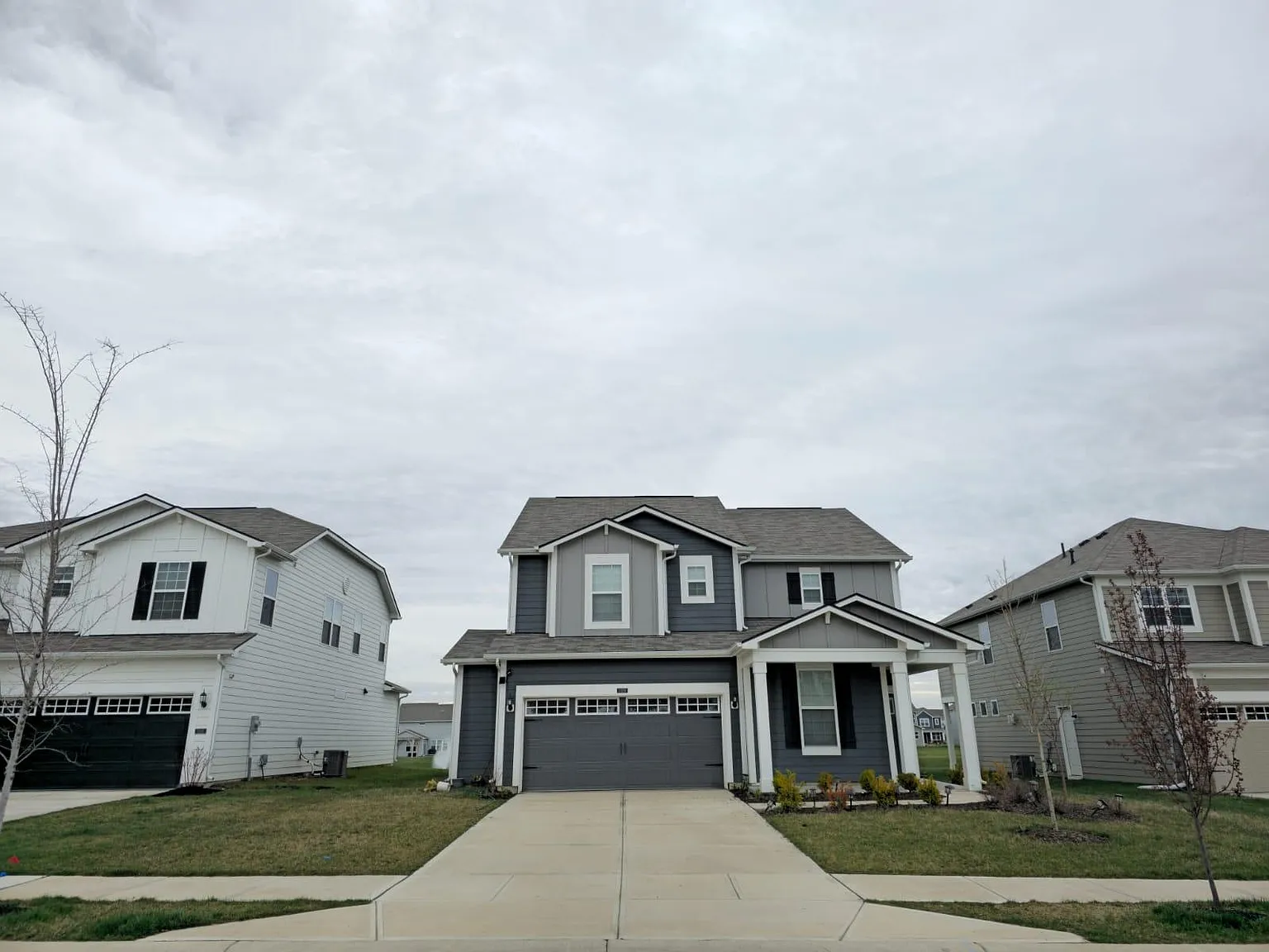 13129 Hartswood Dr — Photo 2